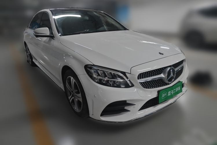 Used Mercedes-Benz C-Class 2020 C 260 L Sport Edition Front Right 45 Deg