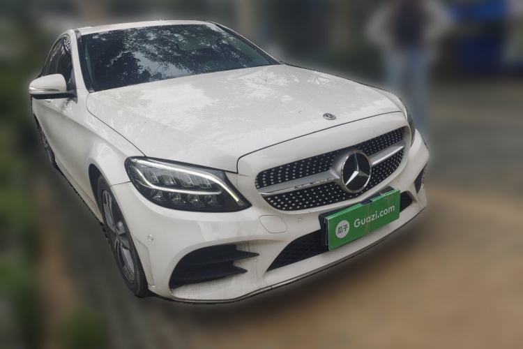 Used Mercedes-Benz C-Class 2020 C 200 L Fashion Edition Sport Version Front Right 45 Deg