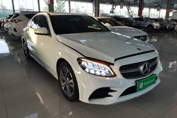 Used Mercedes-Benz C-Class 2020 Restyled C 200 L Fashion Edition Sport Version Front Right 45 Deg