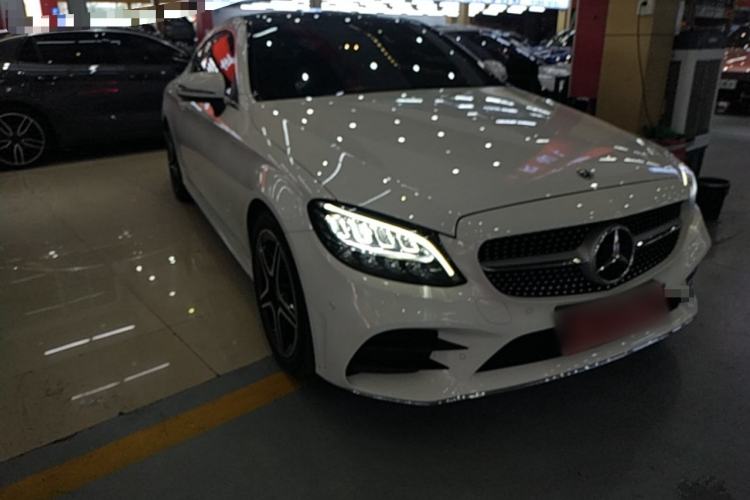Used Mercedes-Benz C-Class 2020 C 260 Coupe Front Right 45 Deg