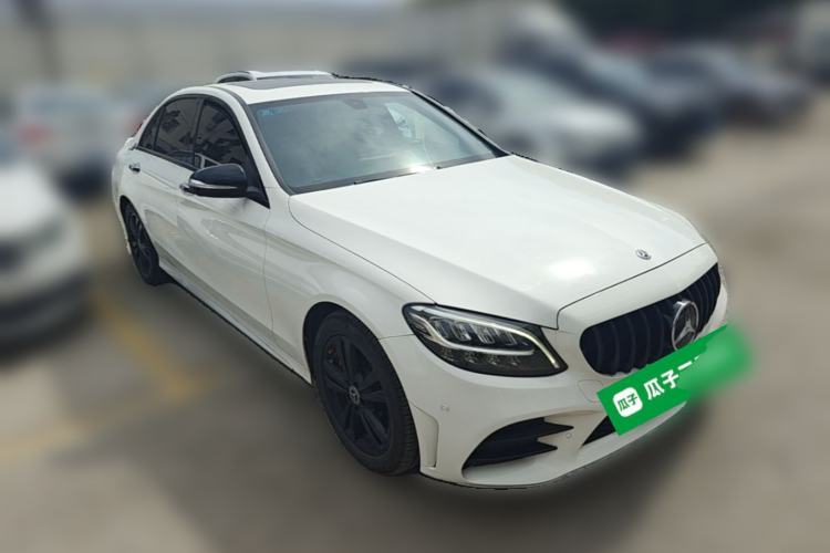 Used Mercedes-Benz C-Class 2020 C 200 L Fashion Edition Sport Version Front Right 45 Deg