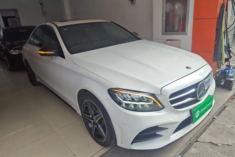 Used Mercedes-Benz C-Class 2020 Restyled C 260 Sport Edition Front Right 45 Deg