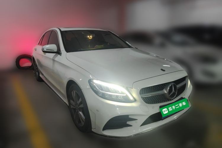 Used Mercedes-Benz C-Class 2020 Updated C 200 L Fashion Edition Front Right 45 Deg