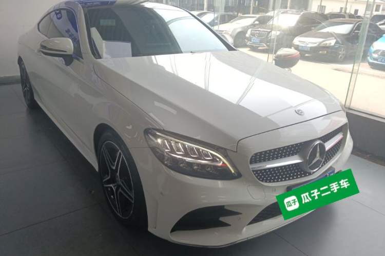 Used Mercedes-Benz C-Class 2020 C 260 Coupe Front Right 45 Deg