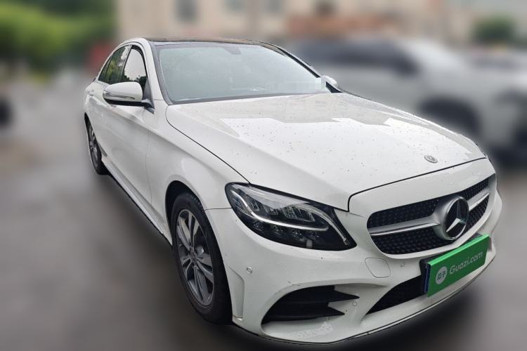 Used Mercedes-Benz C-Class 2020 Updated C 200 L Fashion Edition Front Right 45 Deg
