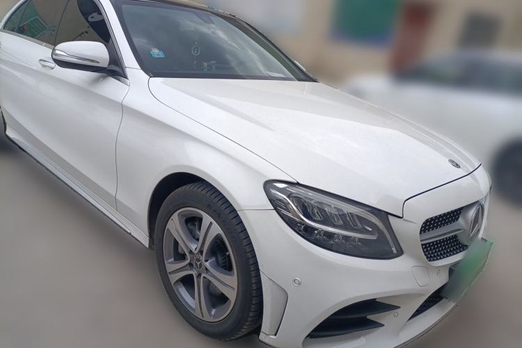 Used Mercedes-Benz C-Class 2020 Restyled C 260 L Sport Edition Front Right 45 Deg