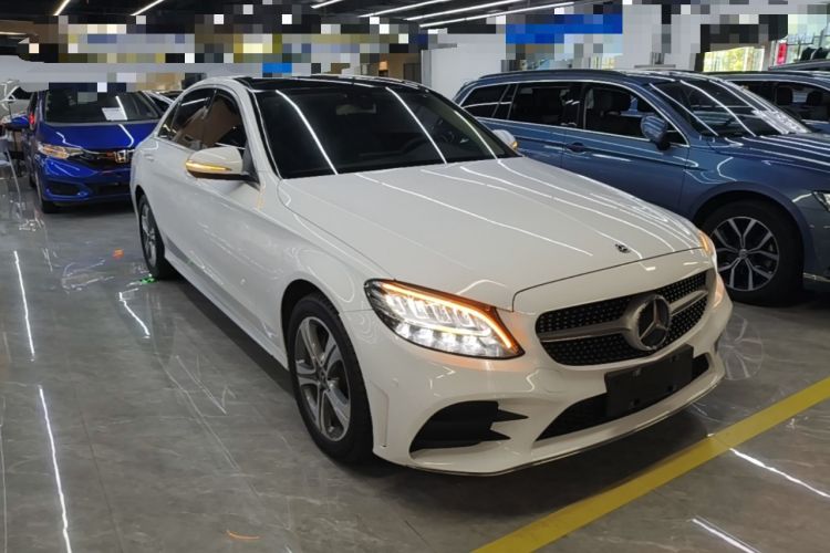 Used Mercedes-Benz C-Class 2020 C 260 L Sport Edition Front Right 45 Deg