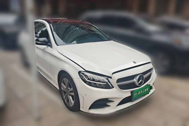 Used Mercedes-Benz C-Class 2020 C 200 L Fashion Edition Sport Version Front Right 45 Deg