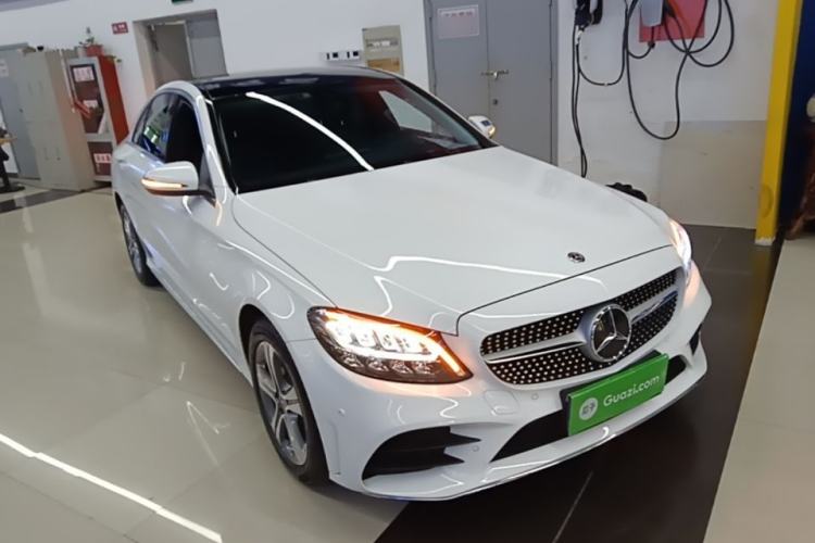 Used Mercedes-Benz C-Class 2020 Restyled C 260 L Sport Edition Front Right 45 Deg