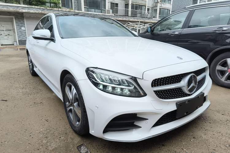 Used Mercedes-Benz C-Class 2020 C 260 L Sport Edition Front Right 45 Deg