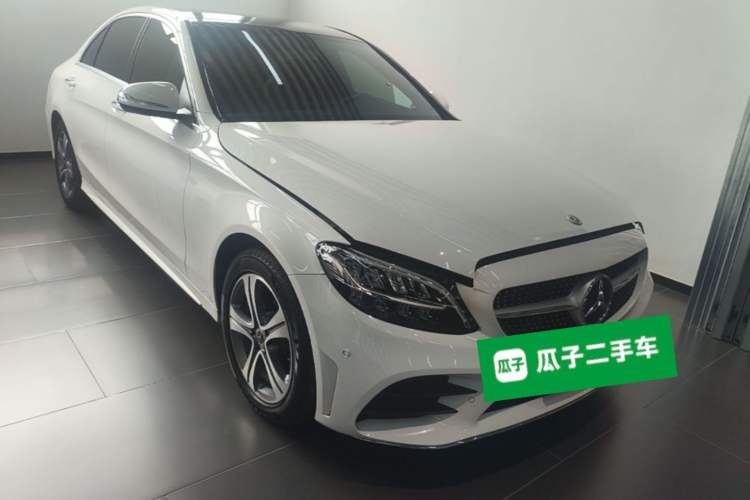 Used Mercedes-Benz C-Class 2020 Restyled C 260 L Sport Edition Front Right 45 Deg