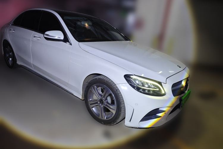 Used Mercedes-Benz C-Class 2020 Restyled C 260 L Sport Edition Front Right 45 Deg