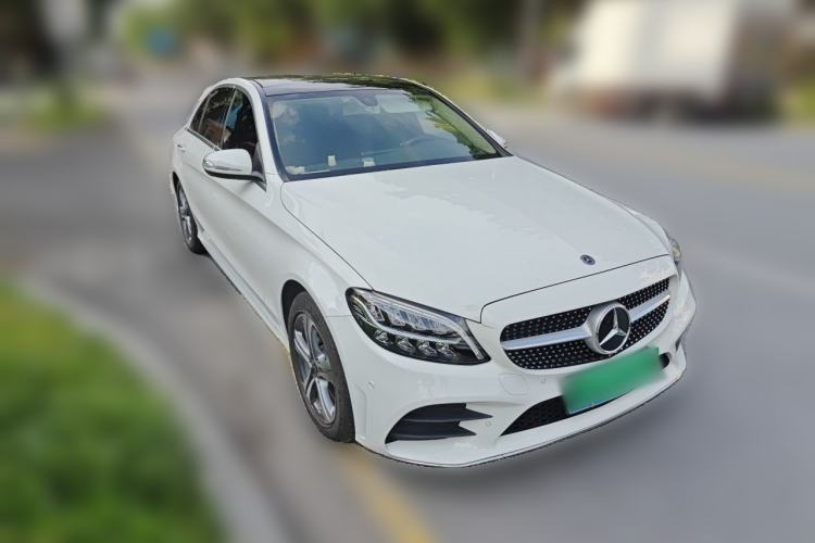 Used Mercedes-Benz C-Class 2020 C 260 L Sport Edition Front Right 45 Deg