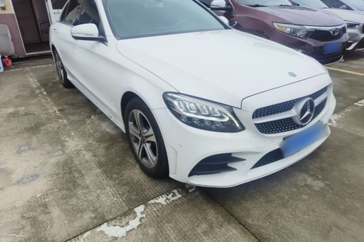 Used Mercedes-Benz C-Class 2020 Restyled C 260 L Sport Edition Front Right 45 Deg