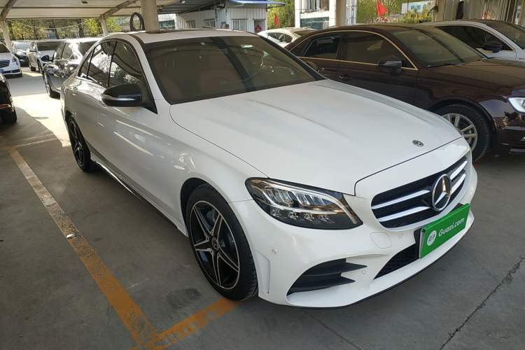 Used Mercedes-Benz C-Class 2020 Restyled C 260 Sport Edition Front Right 45 Deg