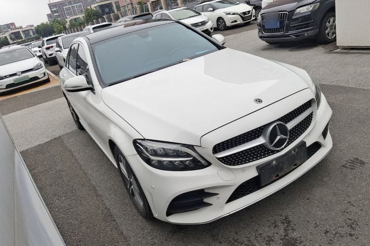 Used Mercedes-Benz C-Class 2020 Restyled C 260 L Sport Edition Front Right 45 Deg