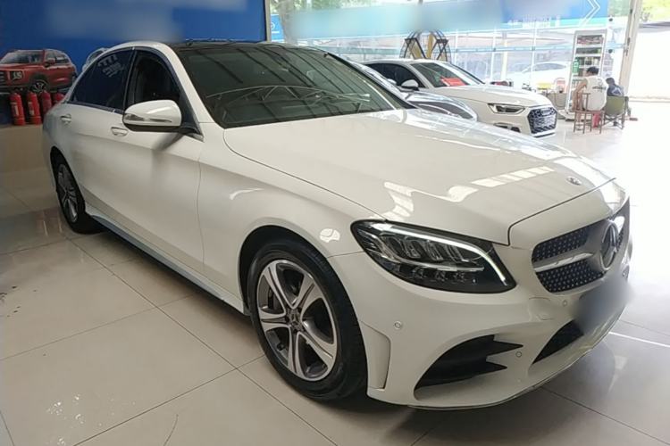 Used Mercedes-Benz C-Class 2020 Restyled C 260 L Sport Edition Front Right 45 Deg