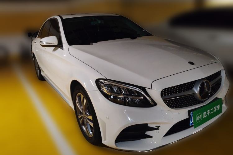 Used Mercedes-Benz C-Class 2020 C 200 L Fashion Edition Sport Version Front Right 45 Deg