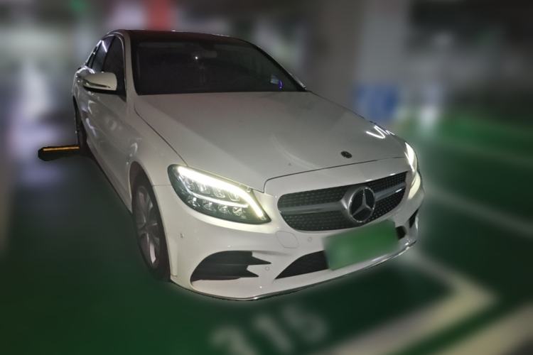 Used Mercedes-Benz C-Class 2020 Restyled C 260 L Sport Edition Front Right 45 Deg