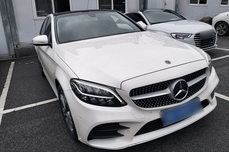 Used Mercedes-Benz C-Class 2020 C 260 L Sport Edition Front Right 45 Deg