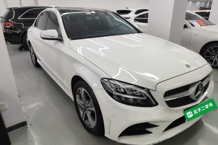 Used Mercedes-Benz C-Class 2020 Restyled C 260 L Sport Edition Front Right 45 Deg