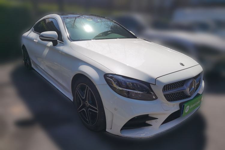 Used Mercedes-Benz C-Class 2020 C 260 Coupe Front Right 45 Deg