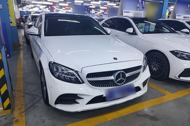 Used Mercedes-Benz C-Class 2020 Restyled C 260 L Sport Edition Front Right 45 Deg