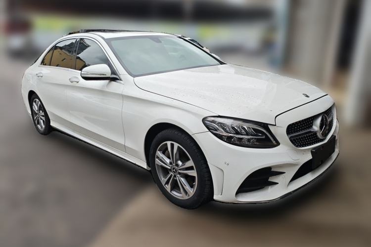Used Mercedes-Benz C-Class 2020 C 200 L Fashion Edition Sport Version Front Right 45 Deg