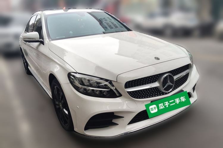 Used Mercedes-Benz C-Class 2020 Updated C 200 L Fashion Edition Front Right 45 Deg