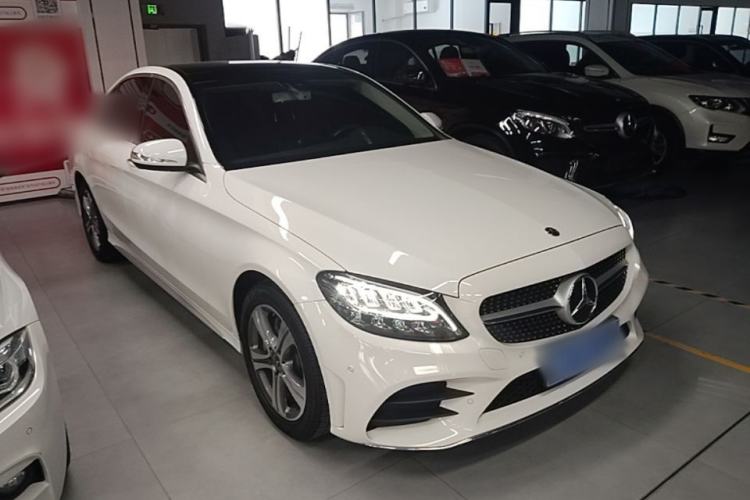 Used Mercedes-Benz C-Class 2020 Restyled C 260 L Sport Edition Front Right 45 Deg