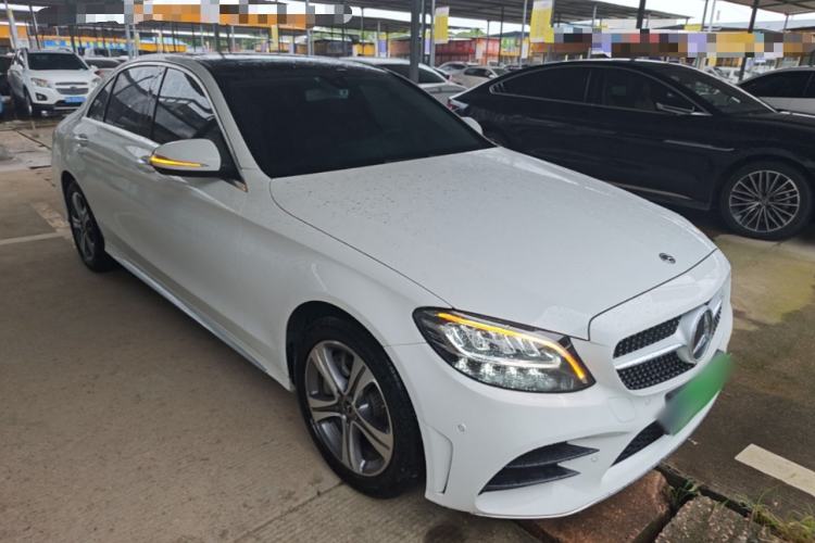 Used Mercedes-Benz C-Class 2020 Restyled C 260 L Sport Edition Front Right 45 Deg