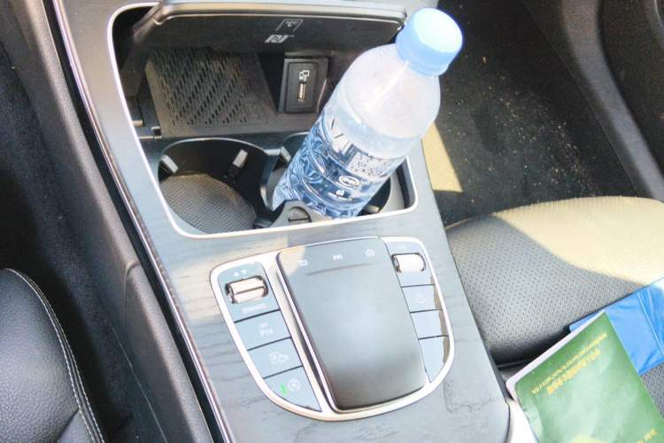 Used Mercedes-Benz C-Class 2020 C 260 L Sport Edition Gear Lever