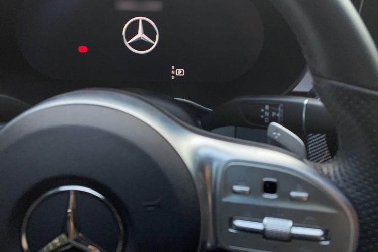 Used Mercedes-Benz C-Class 2020 C 260 Sport Edition Gear Lever