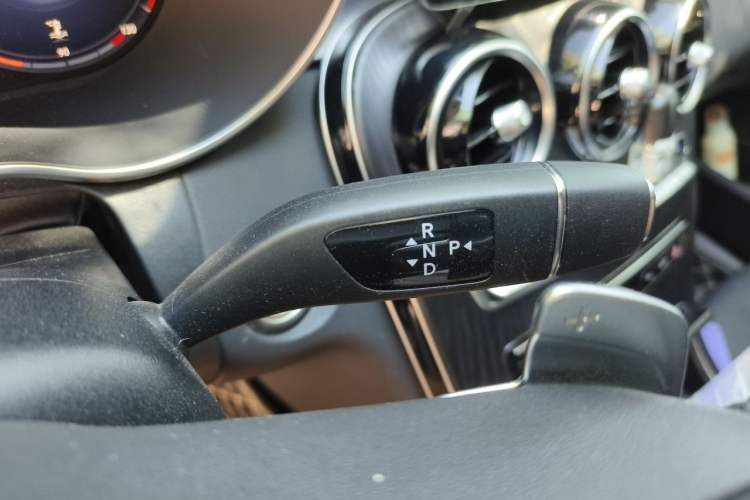 Used Mercedes-Benz C-Class 2020 C 200 L Fashion Edition Sport Version Gear Lever