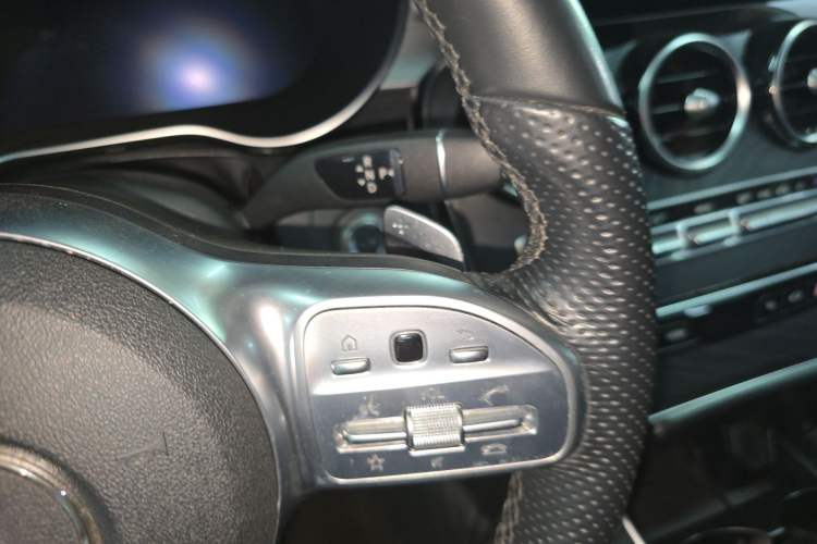 Used Mercedes-Benz C-Class 2020 C 200 L Fashion Edition Sport Version Gear Lever