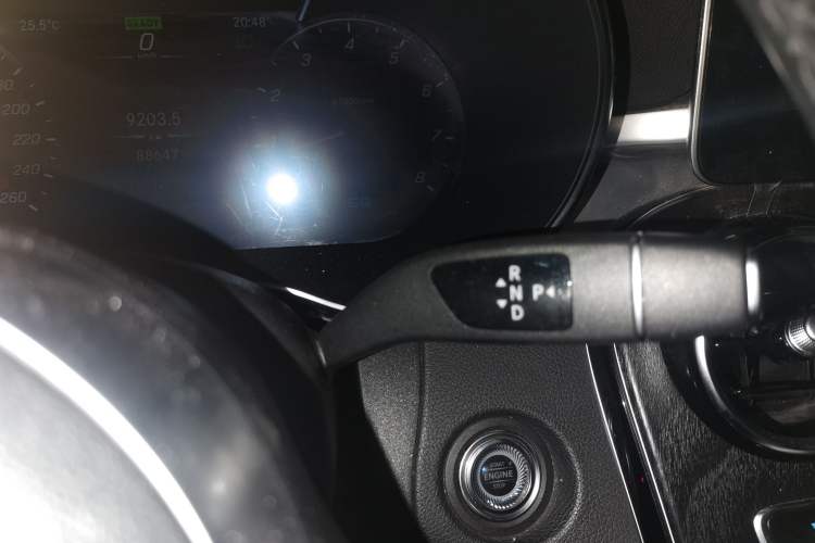 Used Mercedes-Benz C-Class 2020 Restyled C 260 L Sport Edition Gear Lever