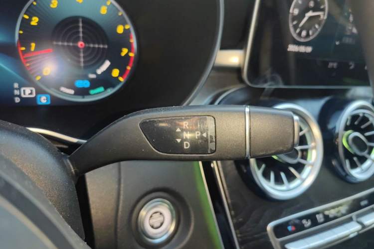 Used Mercedes-Benz C-Class 2020 C 260 L Sport Edition Gear Lever
