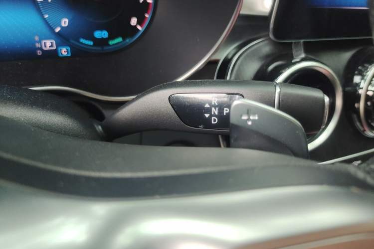 Used Mercedes-Benz C-Class 2020 C 260 L Sport Edition Gear Lever