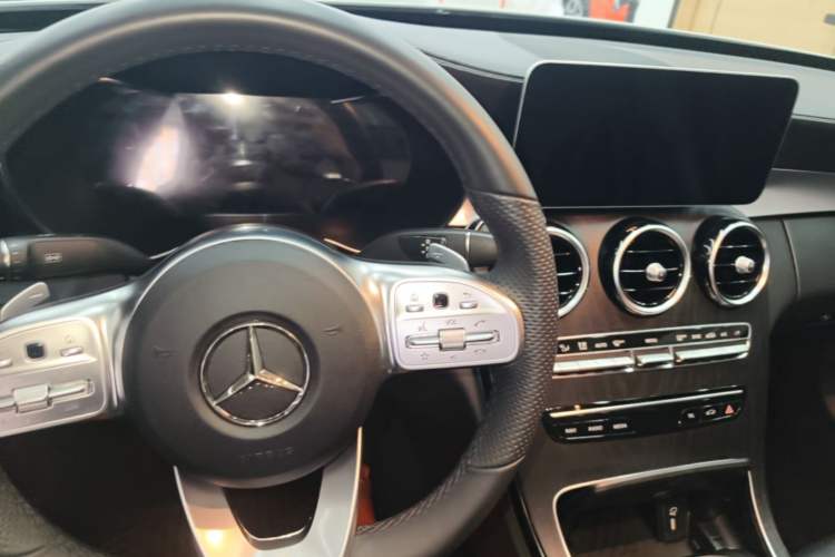 Used Mercedes-Benz C-Class 2020 C 260 L Sport Edition Gear Lever