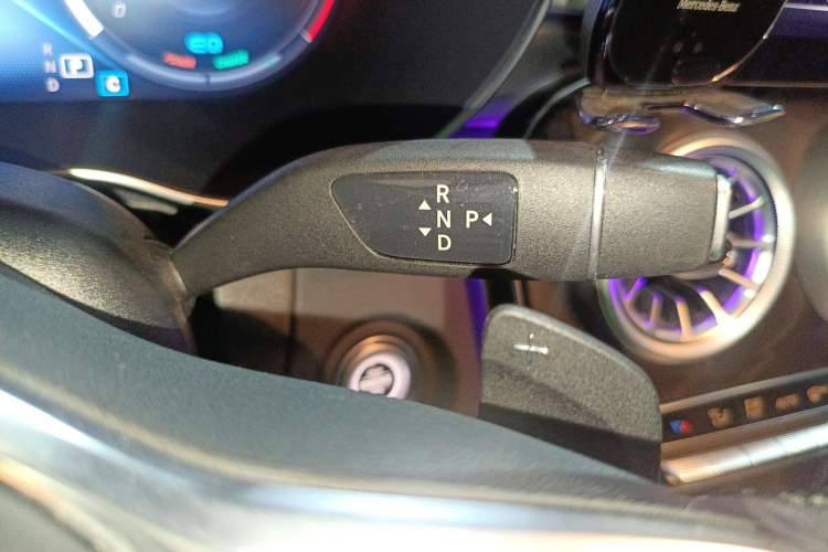 Used Mercedes-Benz C-Class 2020 C 260 Estate Gear Lever