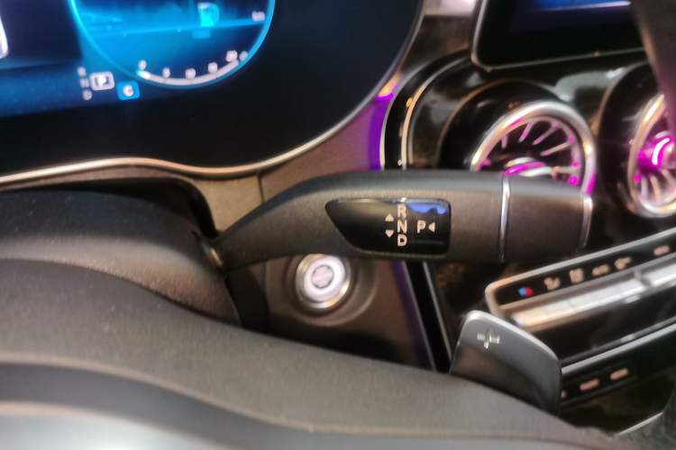 Used Mercedes-Benz C-Class 2020 C 260 L Sport Edition Gear Lever