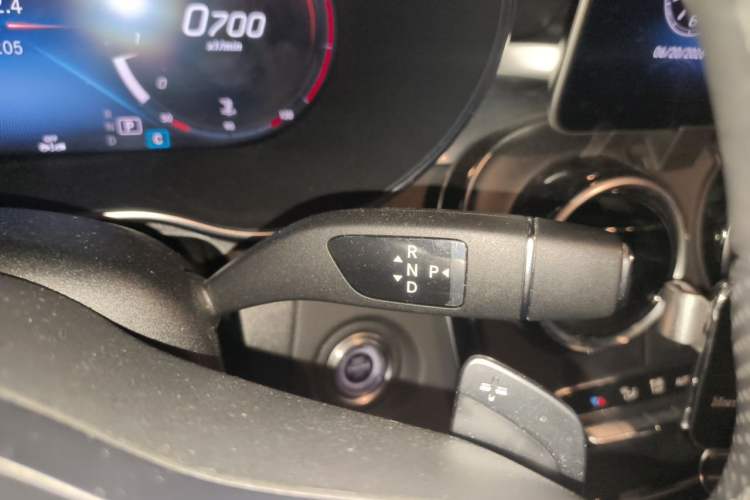 Used Mercedes-Benz C-Class 2020 C 200 L Fashion Edition Sport Version Gear Lever