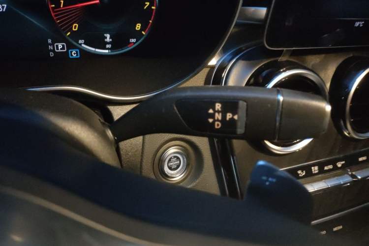 Used Mercedes-Benz C-Class 2020 Restyled C 200 L Fashion Edition Sport Version Gear Lever