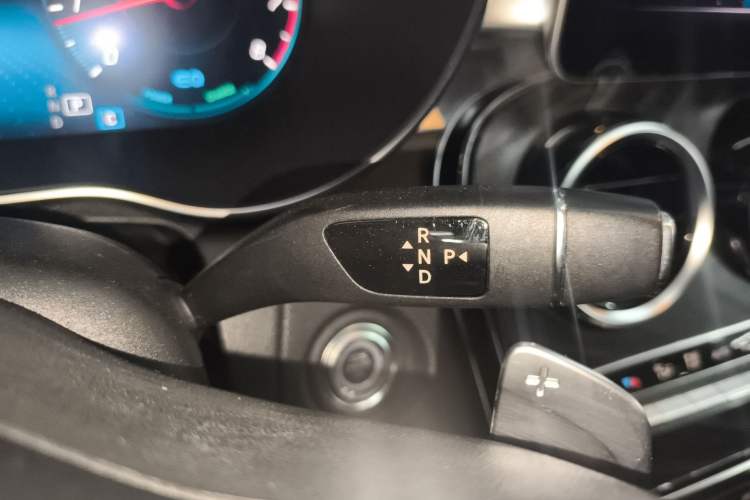 Used Mercedes-Benz C-Class 2020 C 260 L Sport Edition Gear Lever
