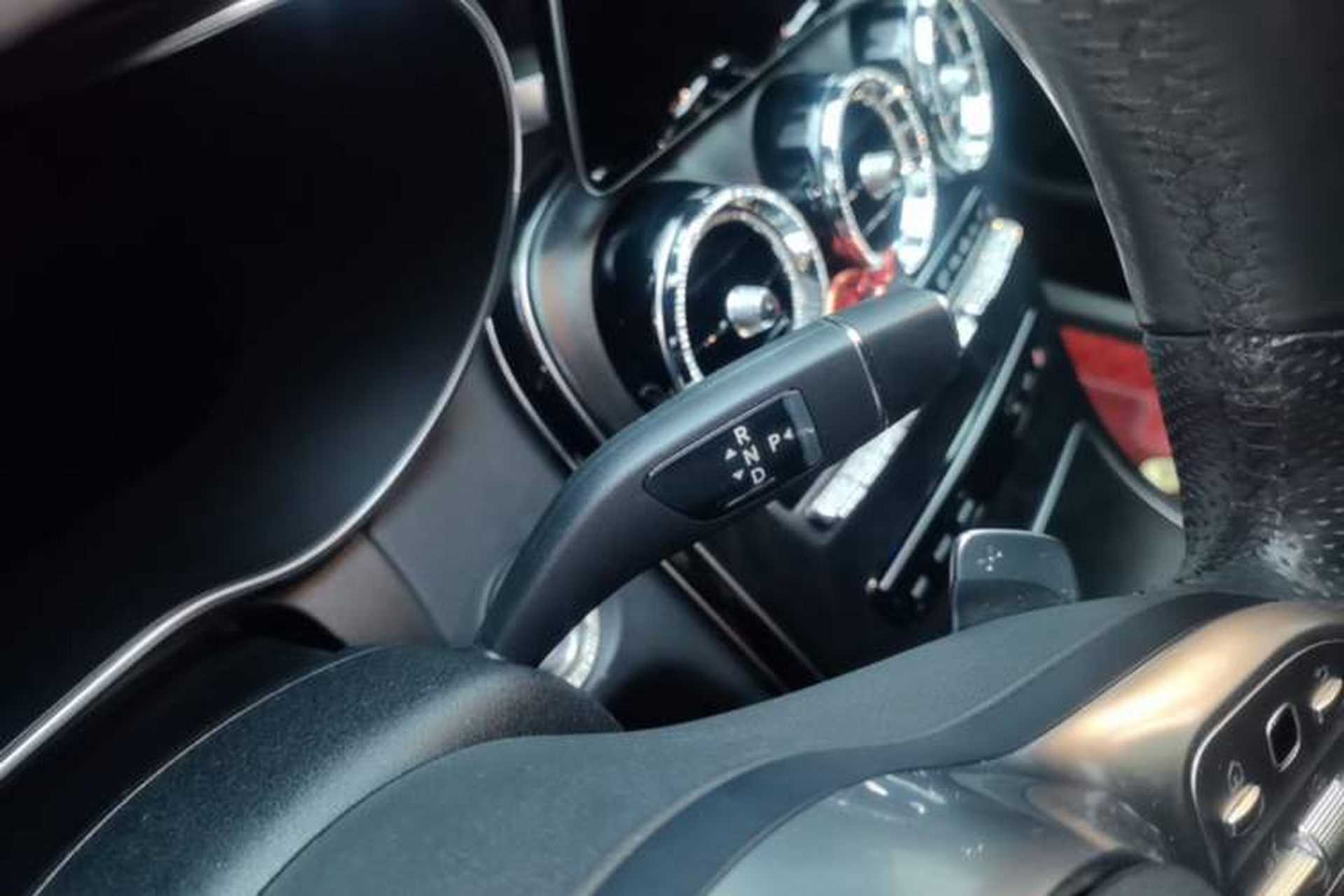 Used Mercedes-Benz C-Class 2020 Restyled C 260 L Sport Edition Gear Lever