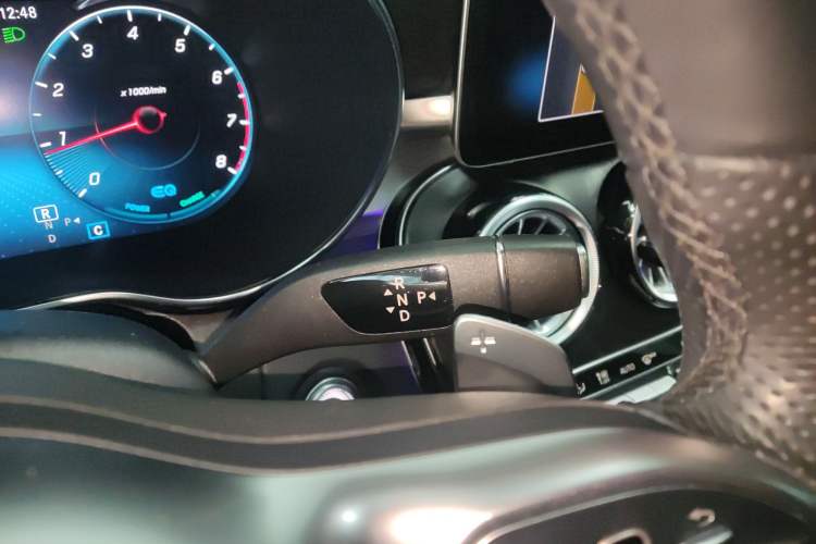 Used Mercedes-Benz C-Class 2020 Restyled C 260 L Sport Edition Gear Lever