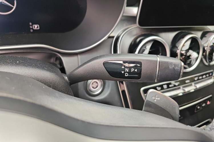 Used Mercedes-Benz C-Class 2020 C 200 L Fashion Edition Sport Version Gear Lever