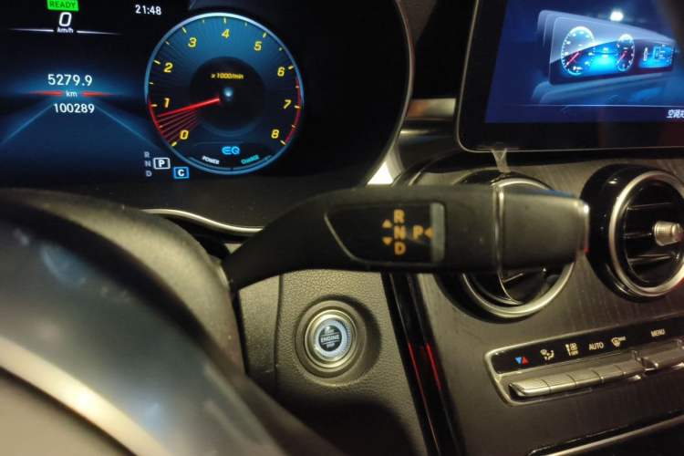Used Mercedes-Benz C-Class 2020 C 260 L Sport Edition Gear Lever