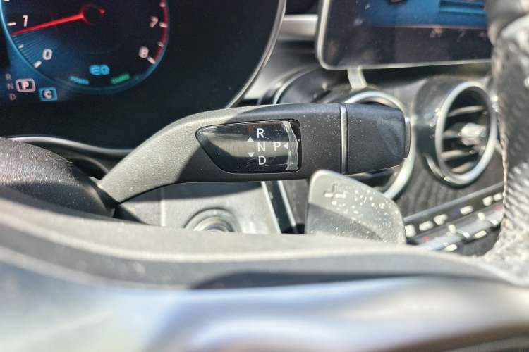 Used Mercedes-Benz C-Class 2020 Restyled C 260 L Sport Edition Gear Lever