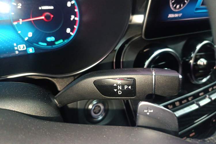 Used Mercedes-Benz C-Class 2020 C 260 L Sport Edition Gear Lever